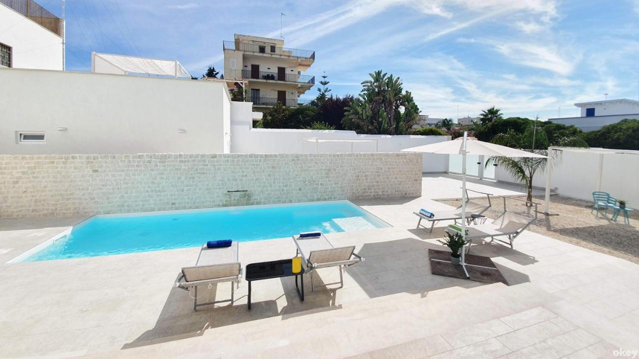 Villa Mediterranea Apartments - Seaview, Pool & Garden Bari Exteriör bild