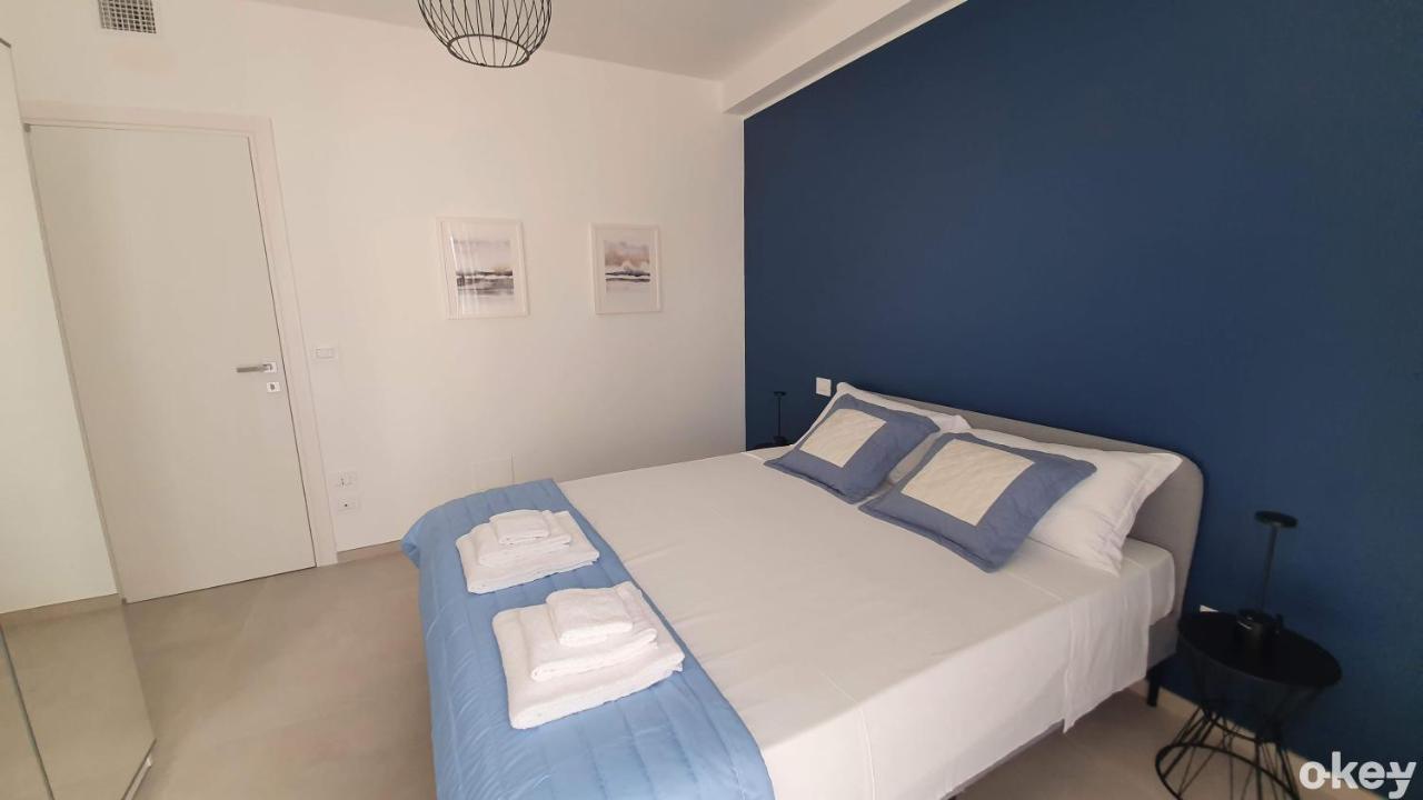 Villa Mediterranea Apartments - Seaview, Pool & Garden Bari Exteriör bild