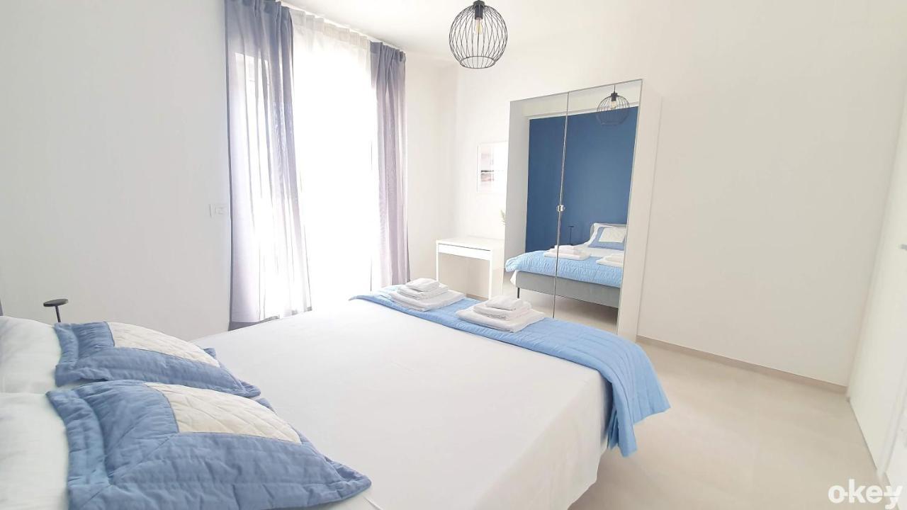 Villa Mediterranea Apartments - Seaview, Pool & Garden Bari Exteriör bild