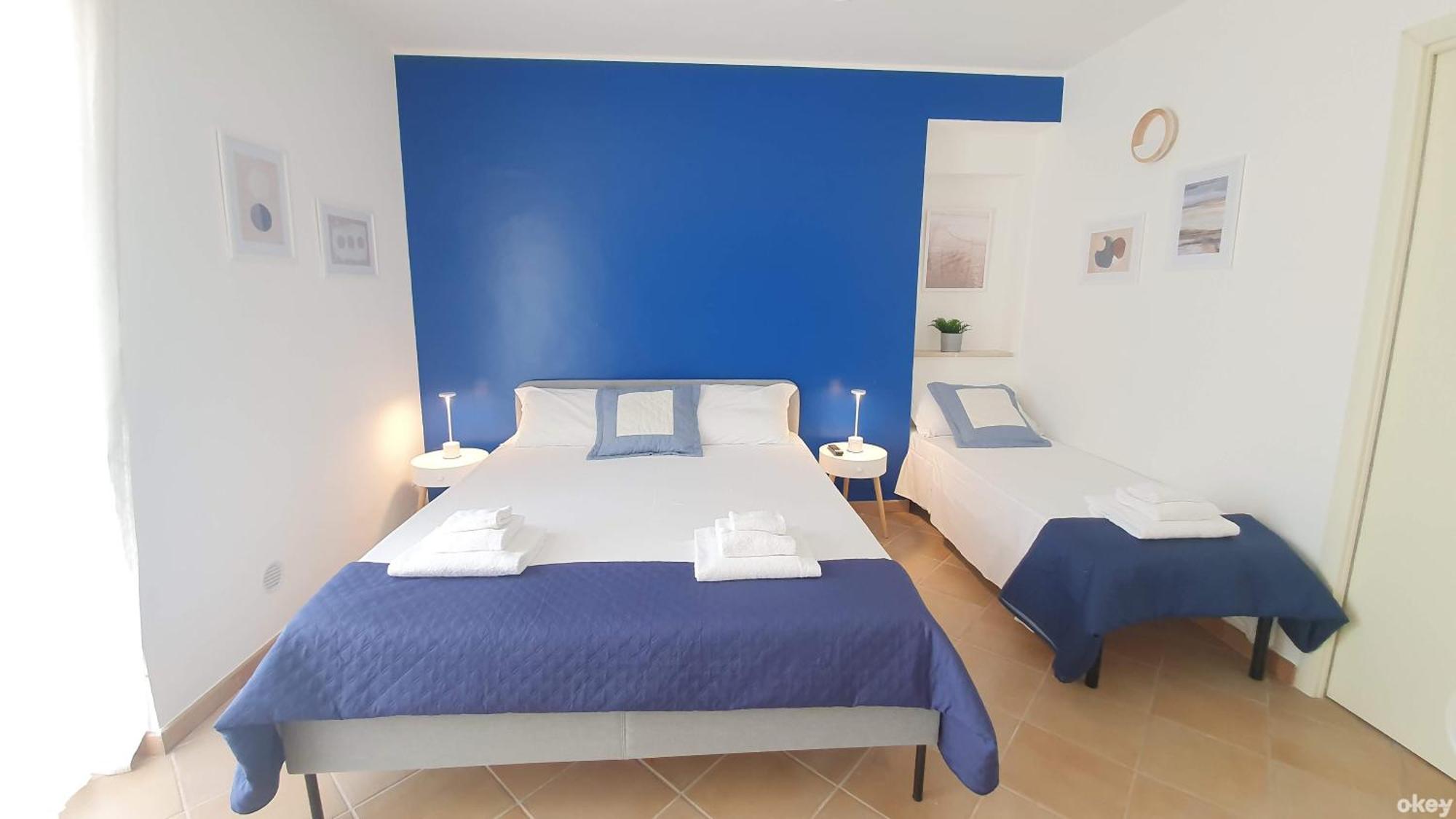 Villa Mediterranea Apartments - Seaview, Pool & Garden Bari Exteriör bild