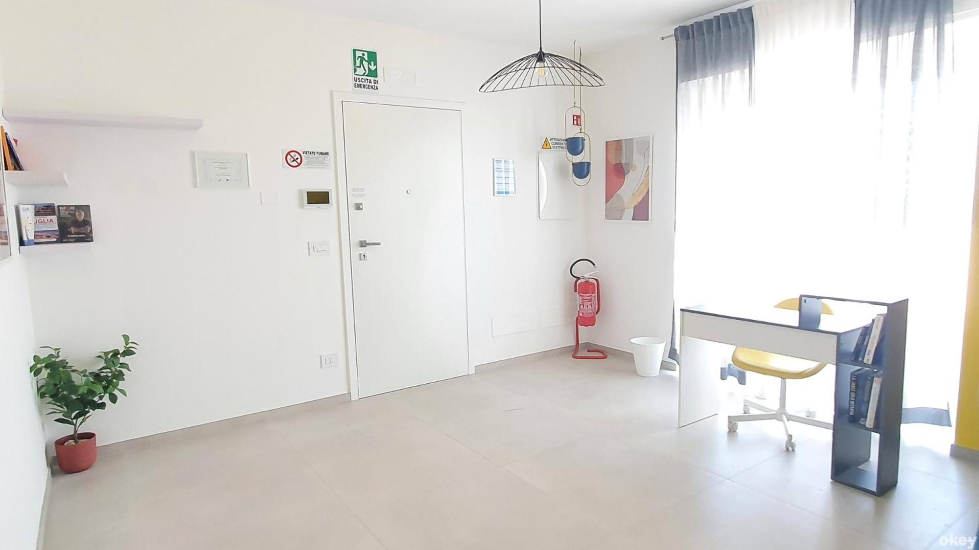 Villa Mediterranea Apartments - Seaview, Pool & Garden Bari Exteriör bild